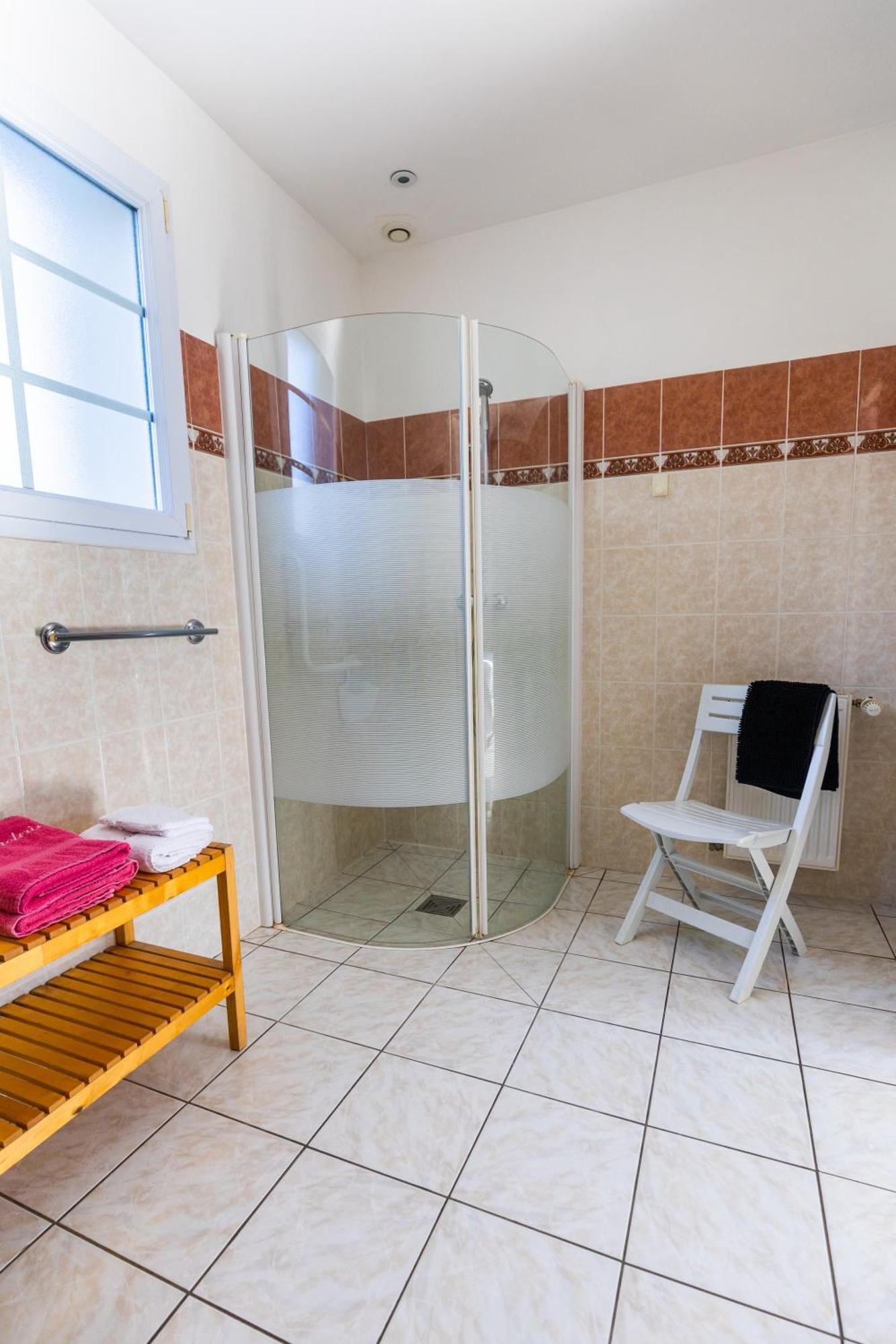 La Minoterie Bed & Breakfast Tessy-sur-Vire Oda fotoğraf
